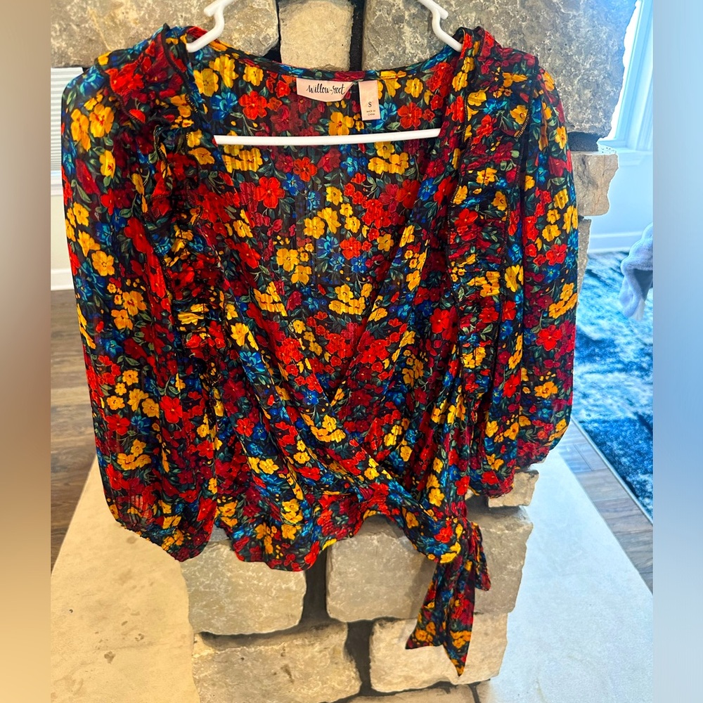 Multi-color floral crop top by Willow Root